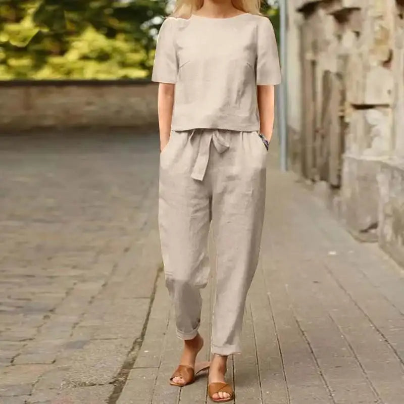 Women's Relaxed-Fit Belted Two-Piece Set