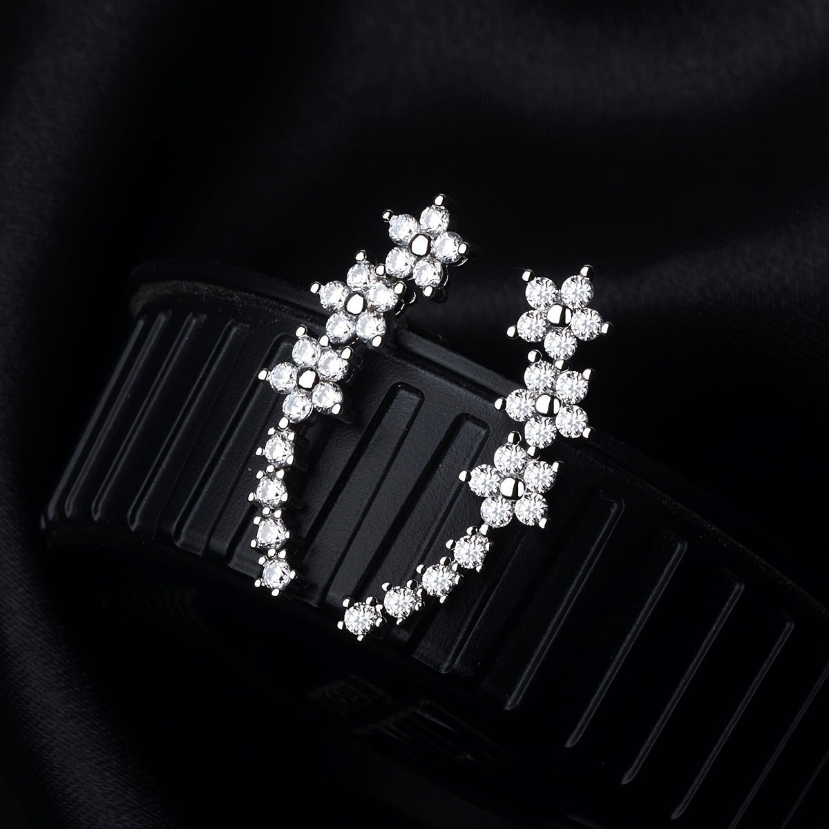Women's Timeless Floral Earrings