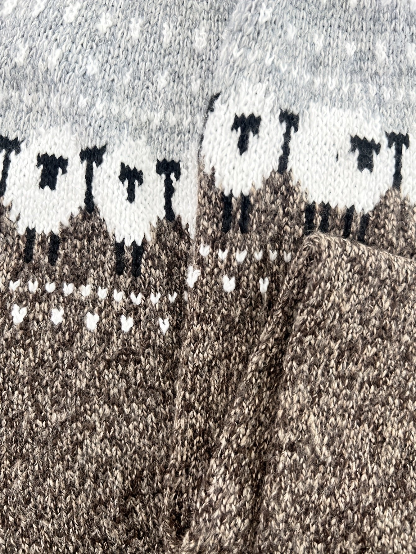 Women's Heavyweight Sheep Motif Jacquard Knit Sweater