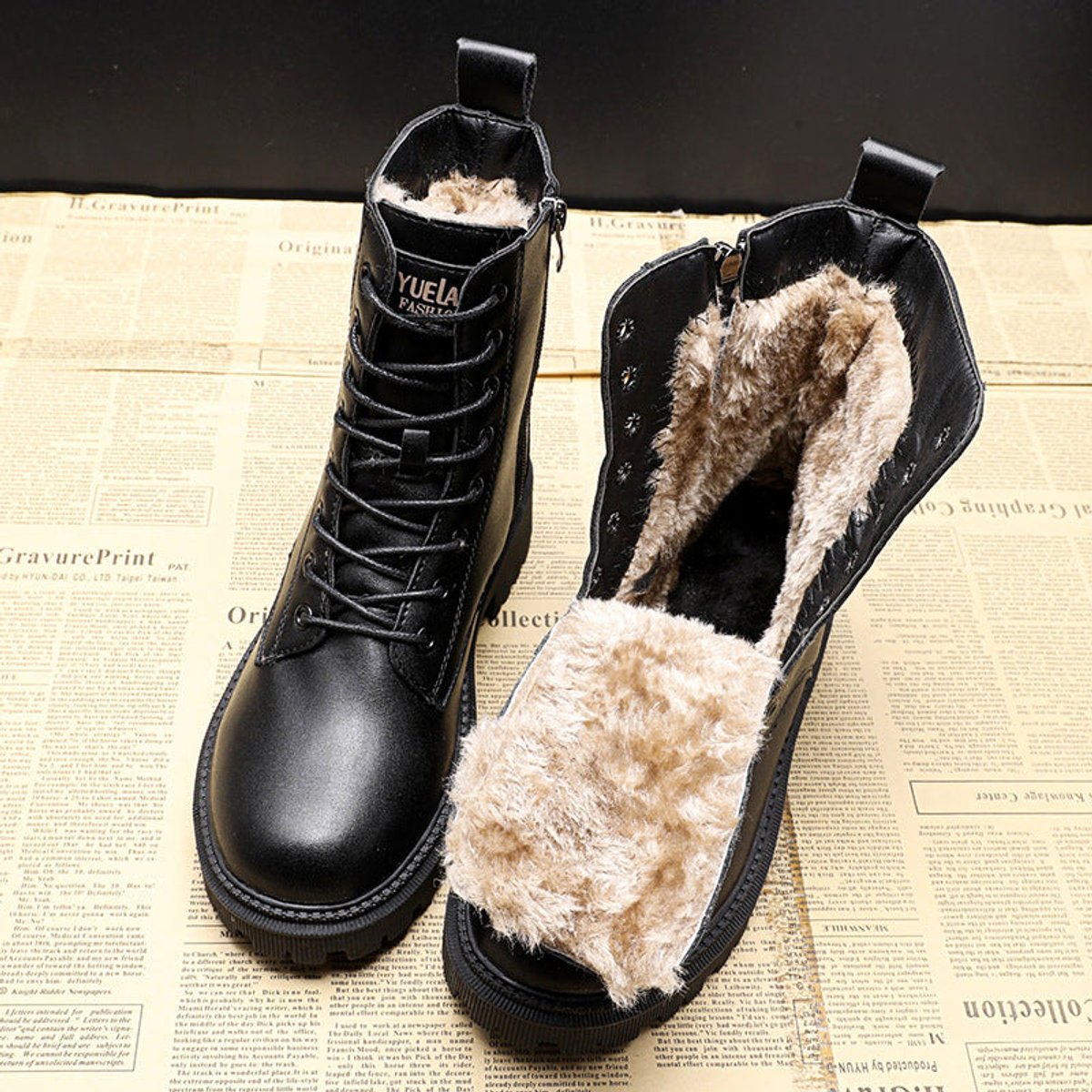 Women's Lace-Up Thermal Winter Boots in Black with Plush Lining