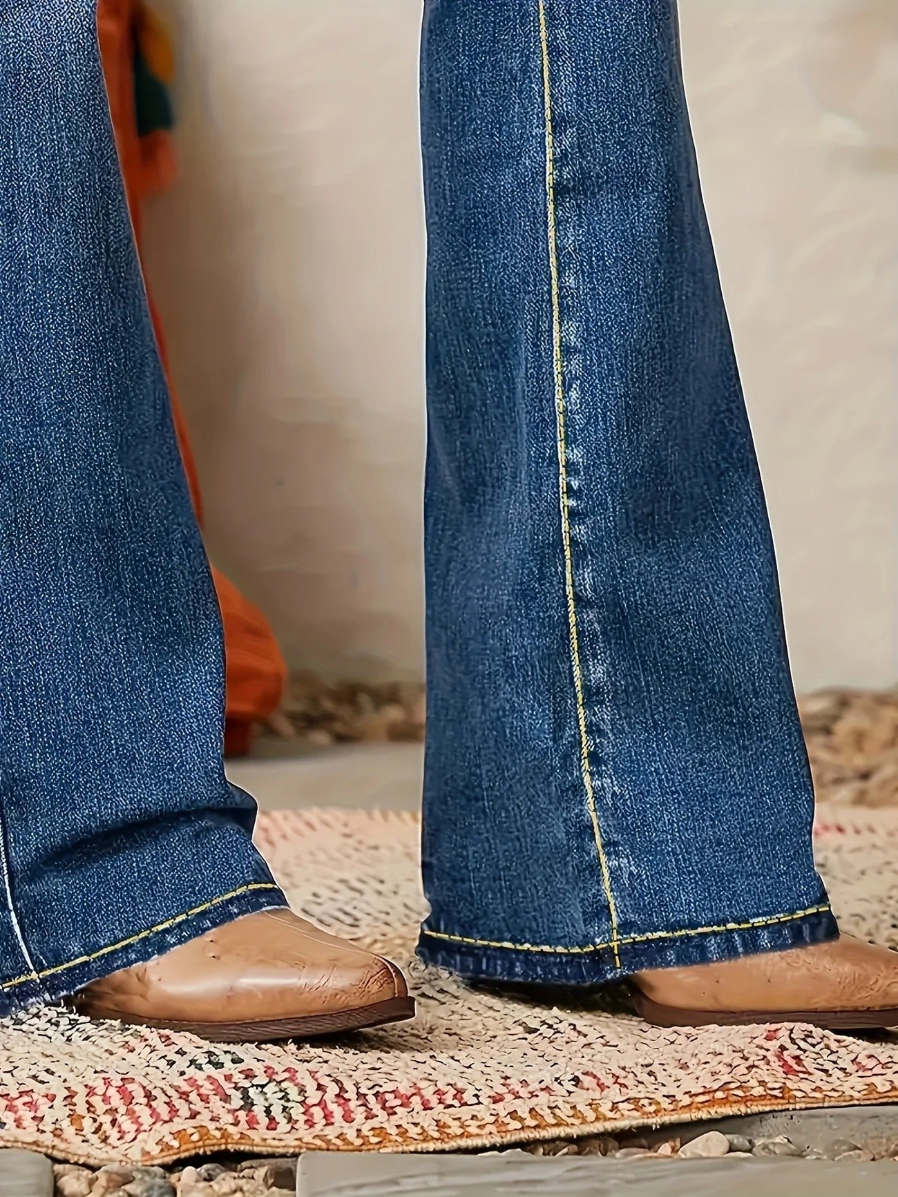 Women's Sculpting Fit High-Rise Flared Jeans
