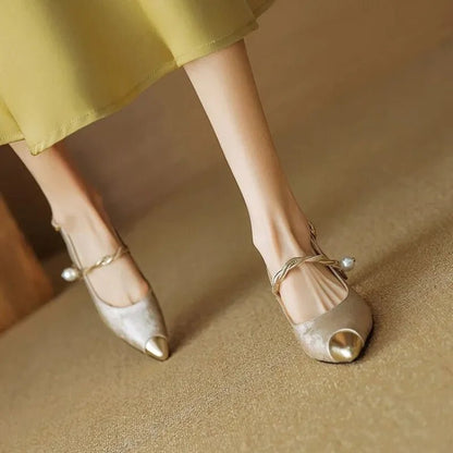 Women's Jacquard Kitten Heel Slingback Pumps with Twisted Pearl Detail