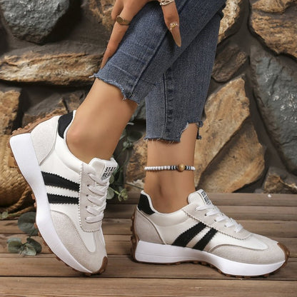 Women's Vintage-Style Chunky Lace-Up Platform Shoes