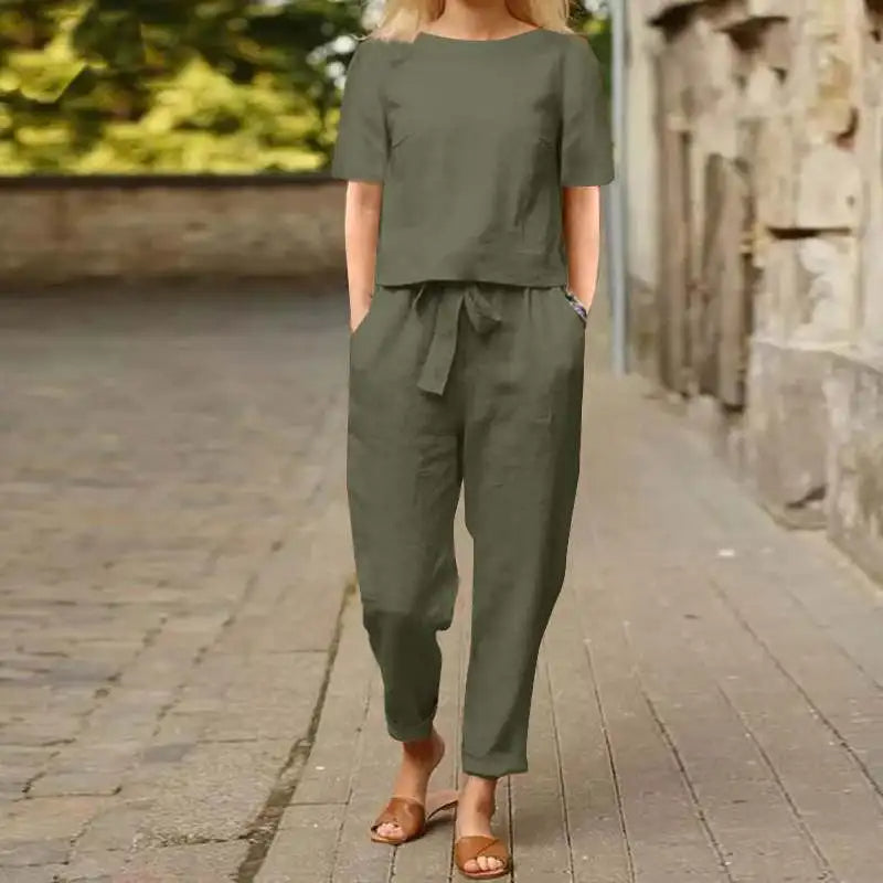 Women's Relaxed-Fit Belted Two-Piece Set