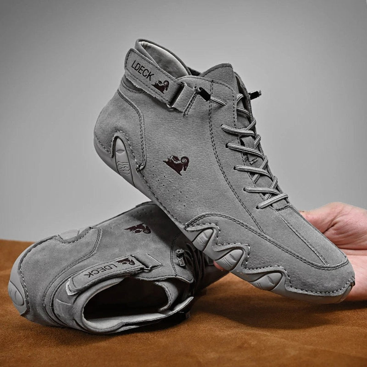 Grey / AU 12