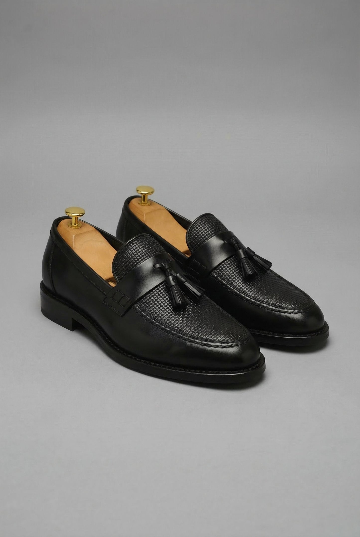 Men's Woven Tassel Loafers in Black