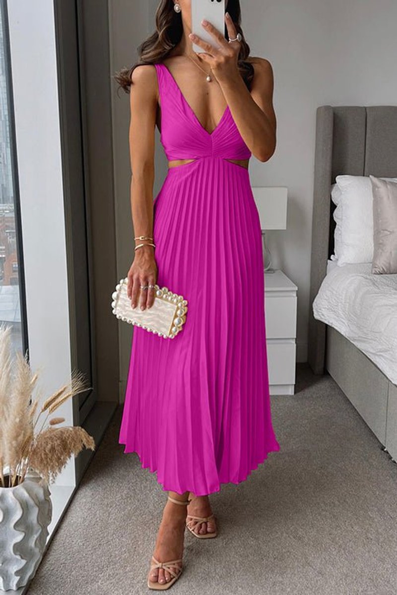 Mother of the Bride V-Neck Pleated Sleeveless Maxi Gown