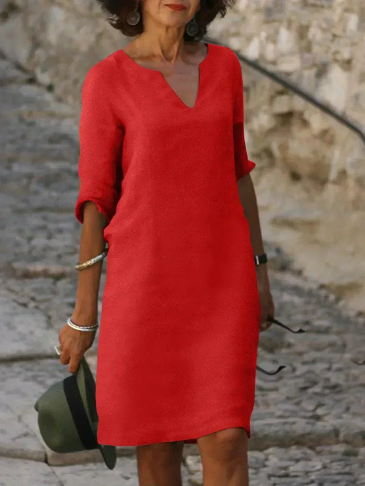 Women's Tailored Neckline Elegant Midi Dress