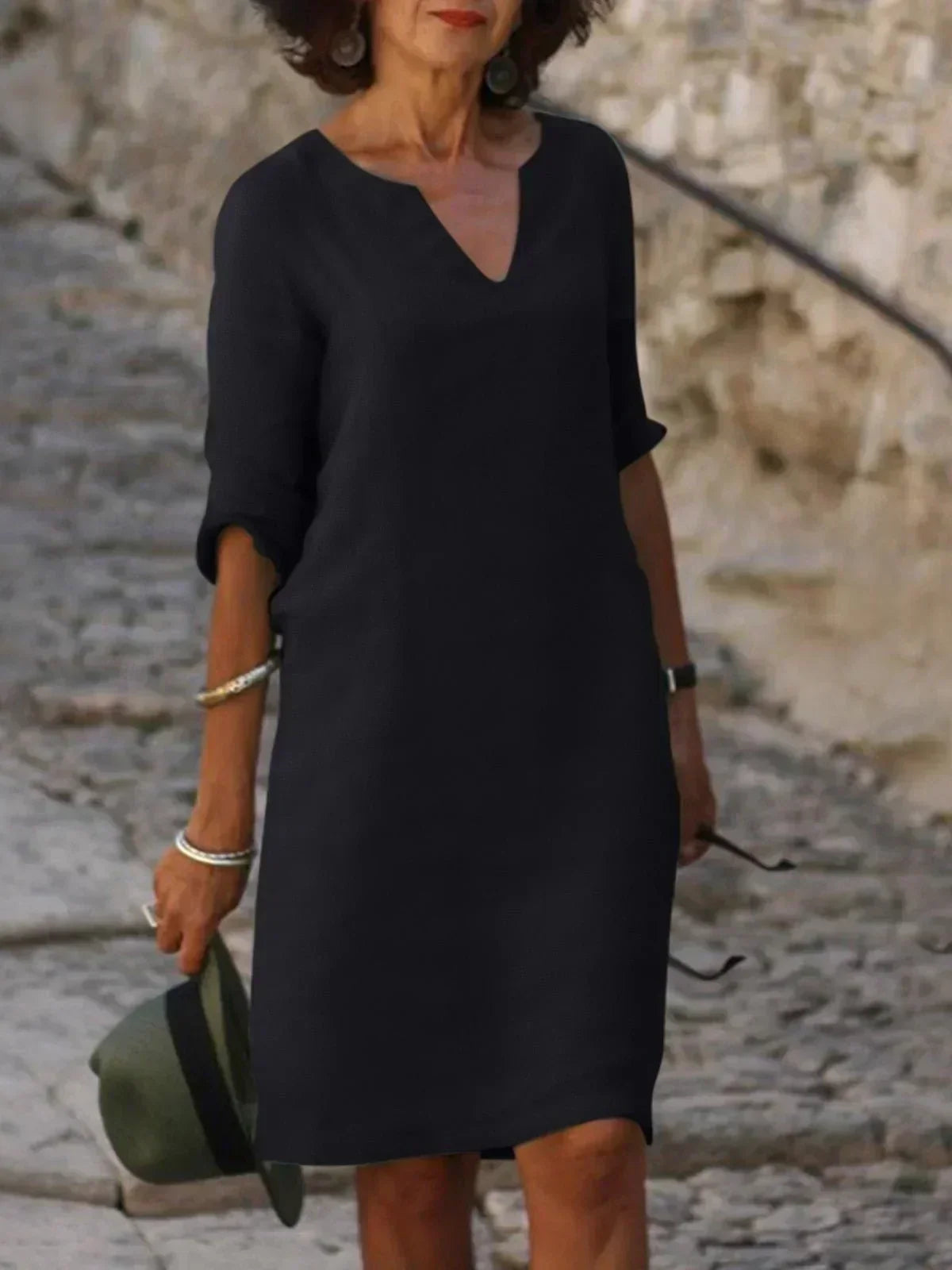 Women's Tailored Neckline Elegant Midi Dress