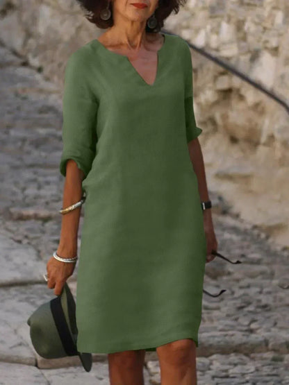 Women's Tailored Neckline Elegant Midi Dress
