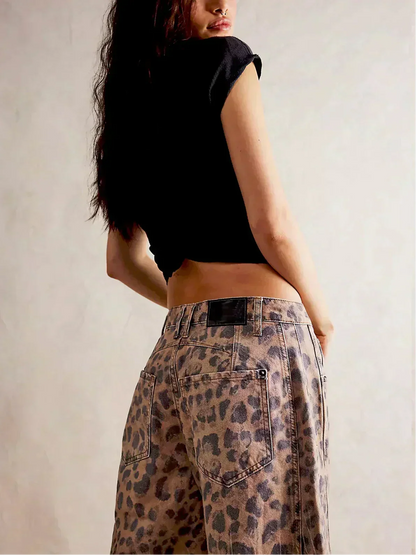 Women's Wide-Leg Denim Jeans in Leopard Print